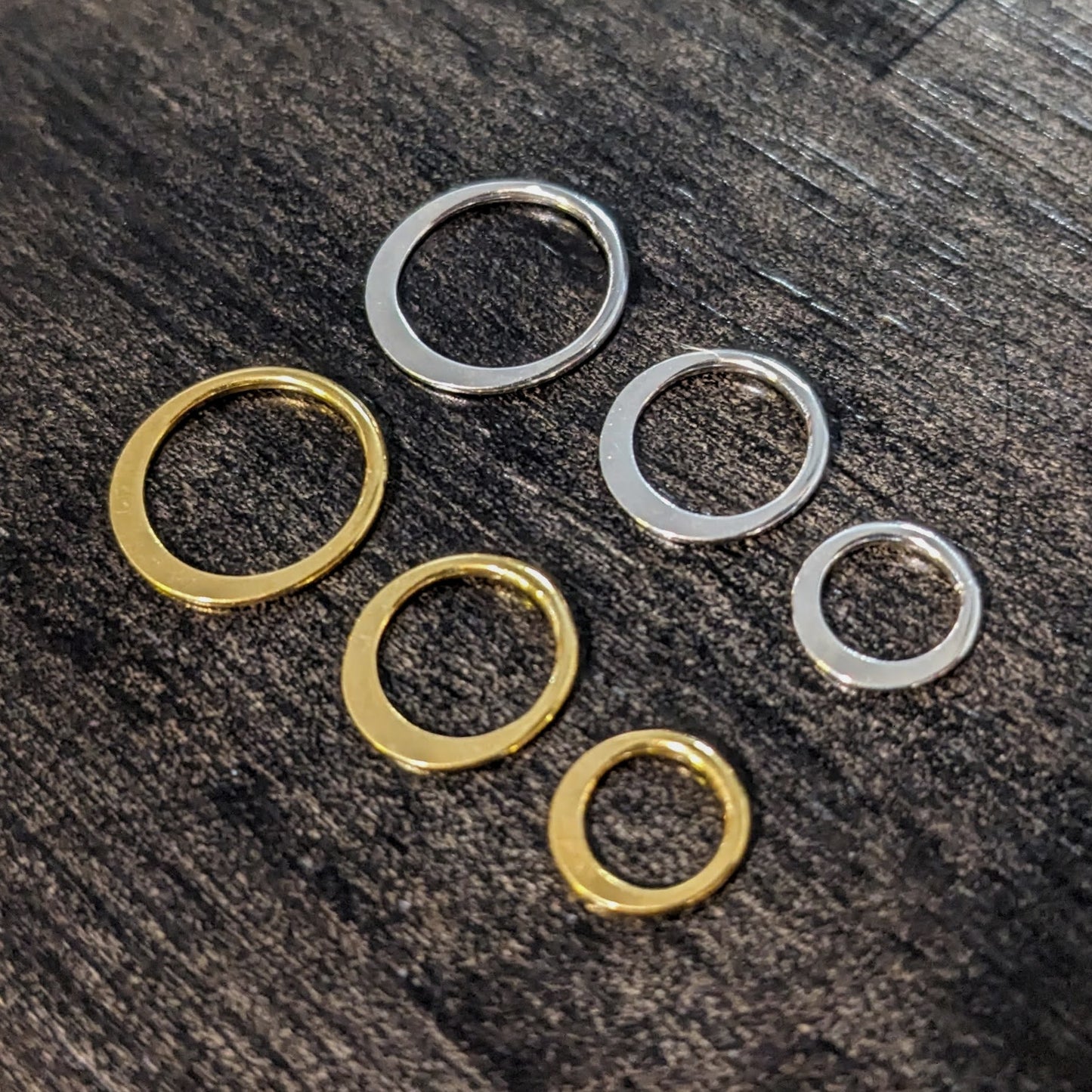 Bali Hammered Circle Links, 12mm diameter - sold by the pair