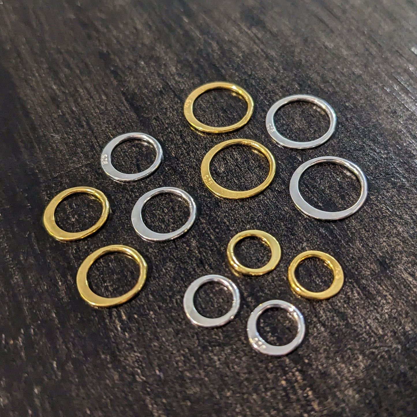 Bali Hammered Circle Links, 12mm diameter - sold by the pair